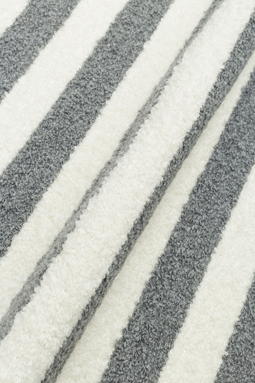 Silver - Desenli Bukle Halı